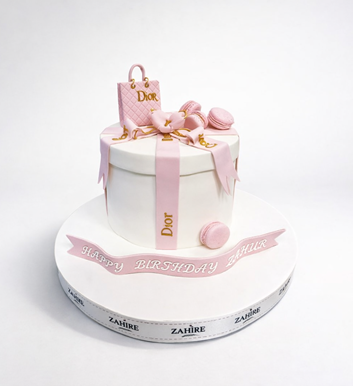 Hediye Kutusu (Dior) Pasta