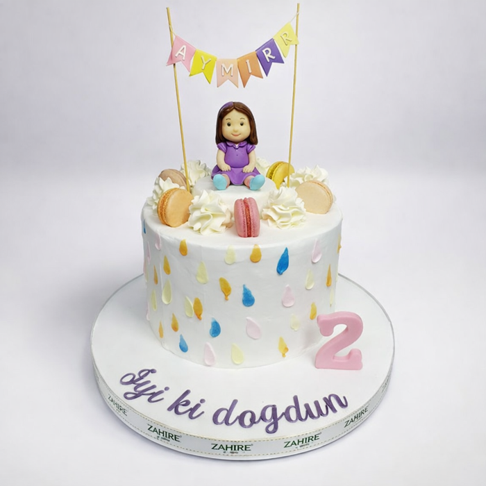 Makoronlar Kız Pasta