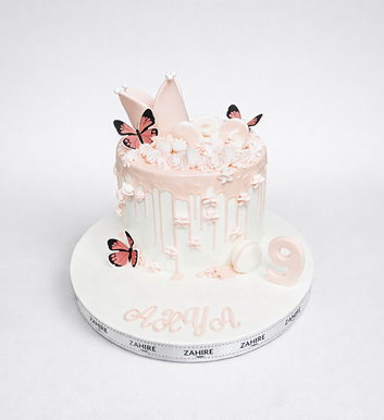 Kelebek ve Taçlı Pasta