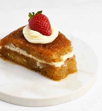 Kaymaklı Ekmek Kadayıfı