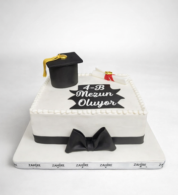 Kepli Mezuniyet Pasta