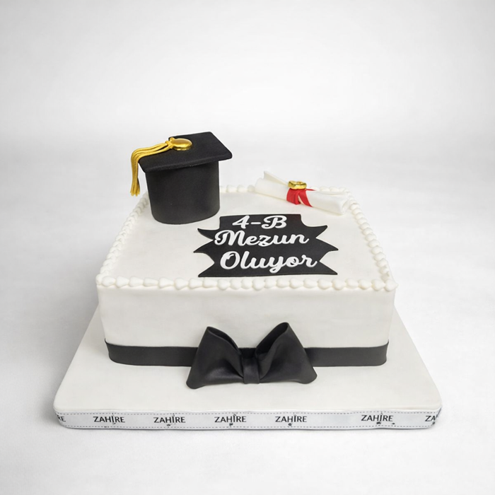 Kepli Mezuniyet Pasta