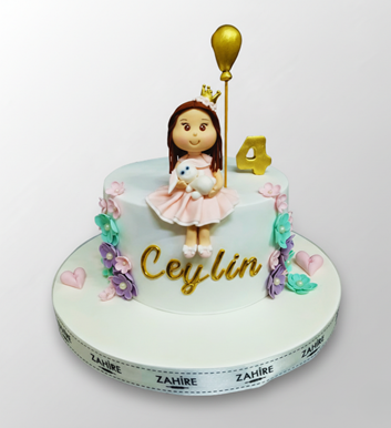 Oturan Küçük Kız Pasta